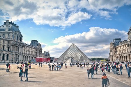 Visite virtuelle du Louvre avec l’appli Android et IPhone