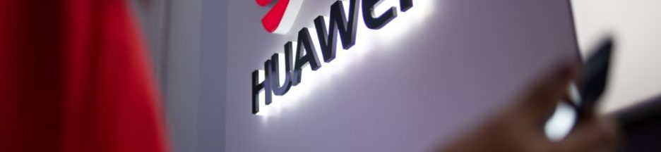 mobile-smartphone-huawei Le chinois Huawei travaillerait sur un nouveau smartphone à écran pliable à clapet.