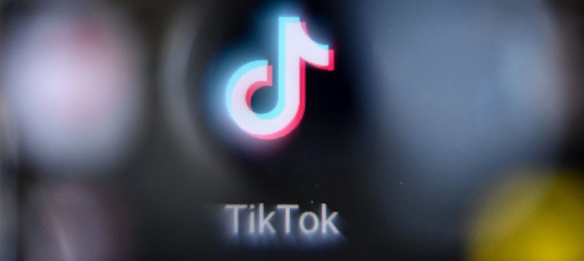 TikTok live shopping : un site marchand en direct sur le réseau social
