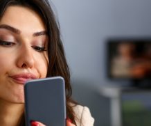 Astuces pour se protéger des ondes électromagnétiques des smartphones 