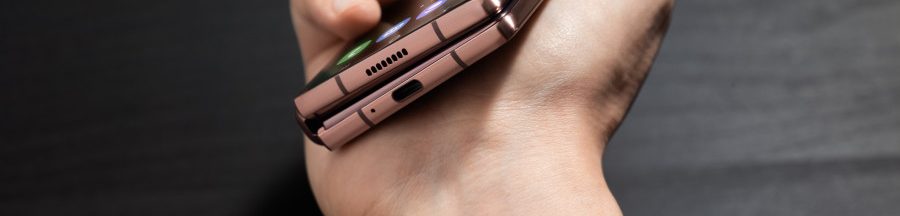 smartphones-pliants-ventes Un des smartphones pliants Galaxy Z fold de la marque Samsung