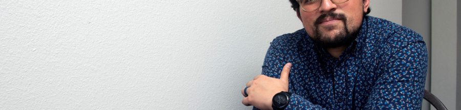 dependance-aux-smartphones-telephone-basique-sevrage José Briones, un Américain qui s’est converti au téléphone basique pour lutter contre sa dépendance aux smartphones.