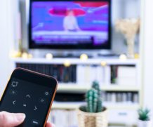 Transformer un smartphone en télécommande TV : le mode d’emploi 