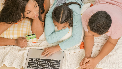 Google s’engage pour la sécurité des enfants en ligne : une proposition de loi à l’étude
