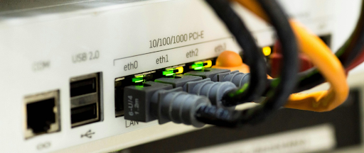 Câble réseau internet. Câble réseau internet.