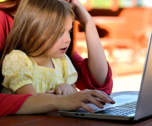 Les RDV du Numérique : SFR propose des ateliers gratuits pour une inclusion digitale des familles