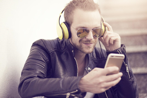 Jam : 100 millions d’heures d’écoutes mensuelles et de musique partagée
