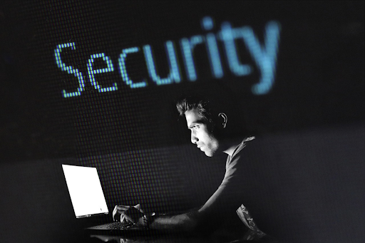 Orange Cyberdefense renforce la cybersécurité des entreprises suisses avec l’acquisition d’Ensec