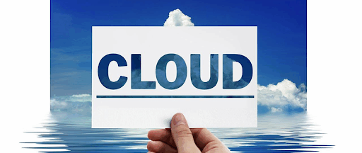 Une illustration du mot « Cloud » sur un fond marin et un ciel azuré. Une illustration du mot « Cloud » sur un fond marin et un ciel azuré.