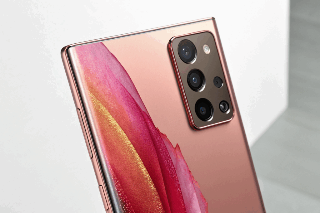 Samsung Galaxy S25 Ultra écran AMOLED et capteurs photos 