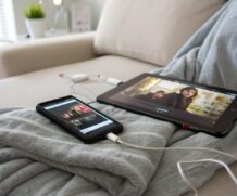 Comment télécharger ses films en streaming pour les regarder sur smartphone ?