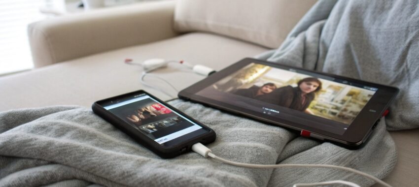 Comment télécharger ses films en streaming pour les regarder sur smartphone ?