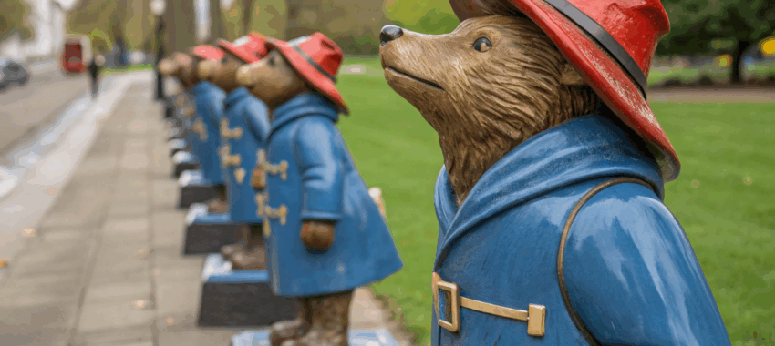 Paddington : des statues de l’ours au Royaume-Uni