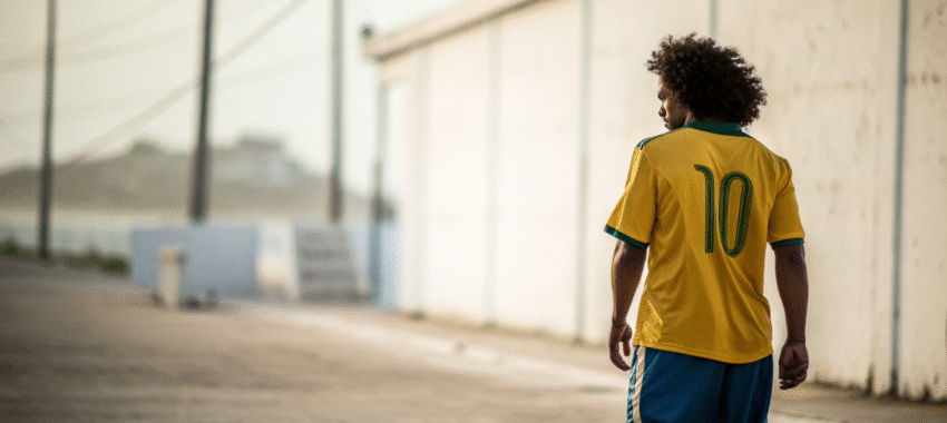 Ronaldinho Gaúcho : sa série biographique officielle