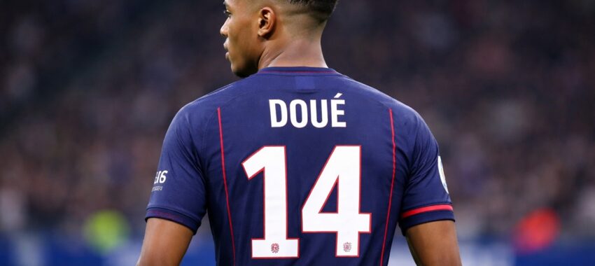 Désiré Doué répond sur le terrain et éteint Monaco