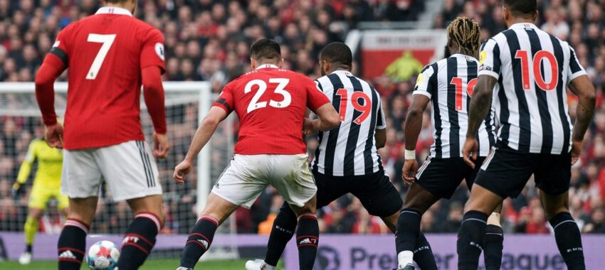 Premier League : Newcastle United surprend Manchester United