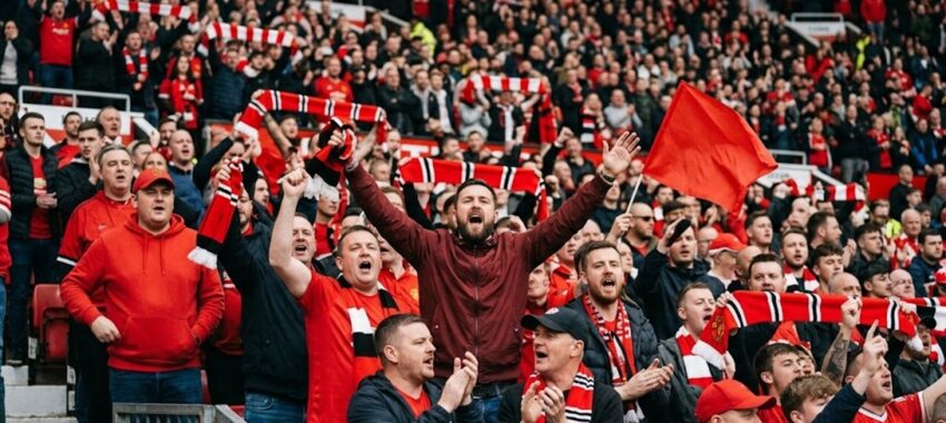 Manchester United écrase Brighton : la Premier League sur mobile