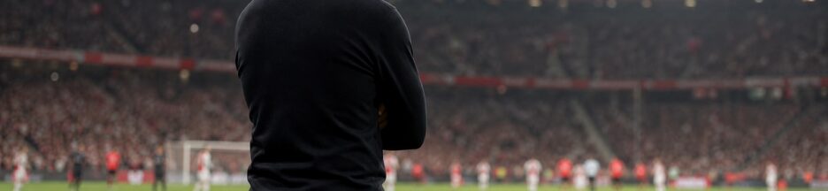 Un entraîneur similaire à Liam Rosenior