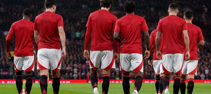 Manchester United battu par Wrexham en amical