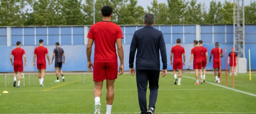 Liverpool : Ronald Araújo rejoint les Reds en prêt