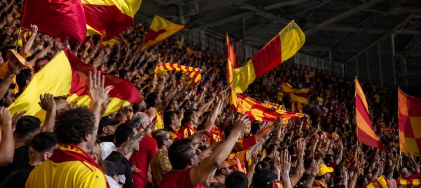 Le RC Lens officialise l&rsquo;arrivée de Yacine Titraoui