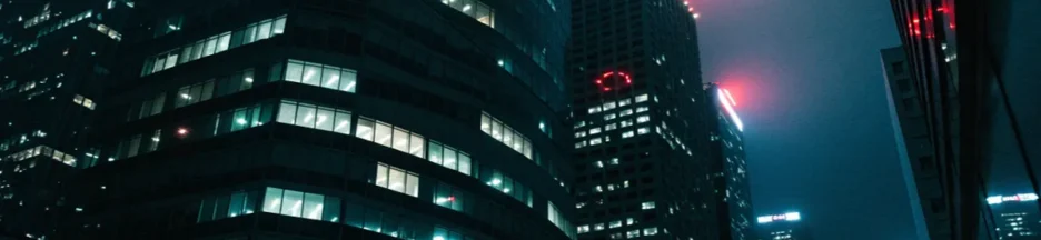 Gratte-ciel de Séoul la nuit, décor du film de zombies Colony